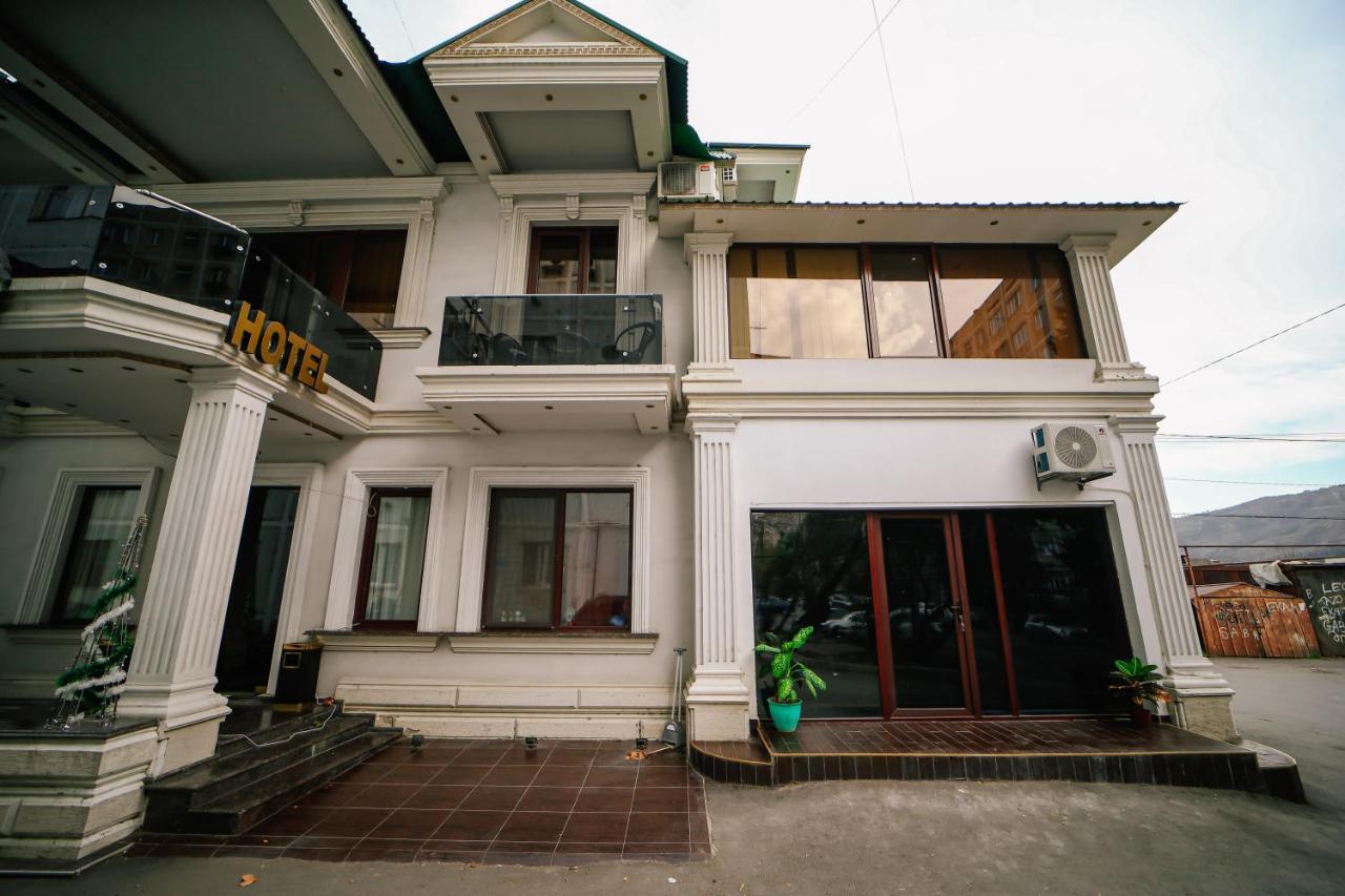 Grand Gmp Tbilisi Exterior foto